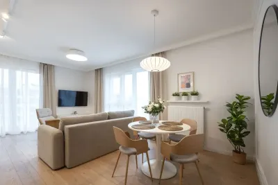 Nowe 3-pokojowe mieszkanie na Morenie z balkonem, garażem i klimatyzacją - miniatura 2