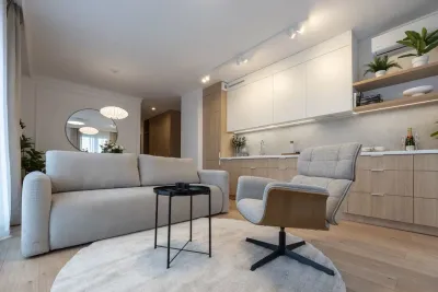 Nowe 3-pokojowe mieszkanie na Morenie z balkonem, garażem i klimatyzacją - miniatura 5