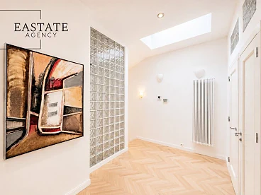 Trzypokojowy apartament 120 m² z balkonem na Krakowskim Przedmieściu - miniatura 7