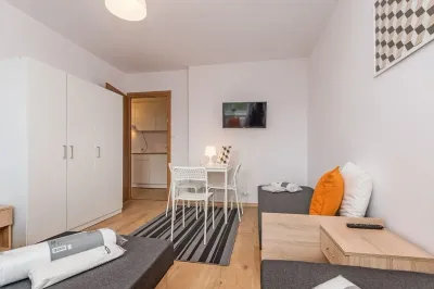 8-osobowy apartament 2-pokojowy w Przejazdowie, ul. Sosnowa, media w cenie - miniatura 2
