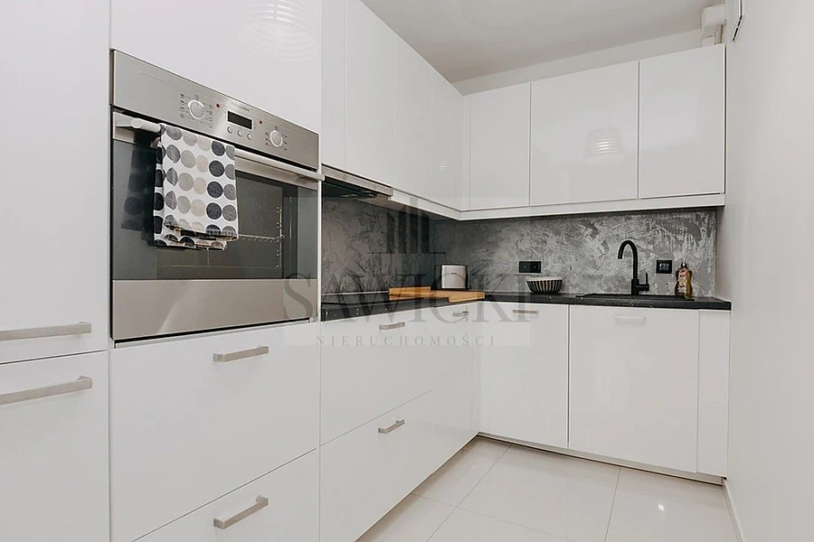 Dwupokojowe mieszkanie 52 m² na wynajem – Wola, Radziwie, balkon, garaż - zdjęcie 1