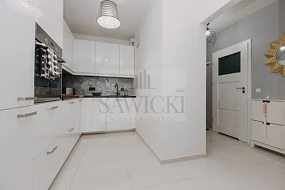 Dwupokojowe mieszkanie 52 m² na wynajem – Wola, Radziwie, balkon, garaż - miniatura 2