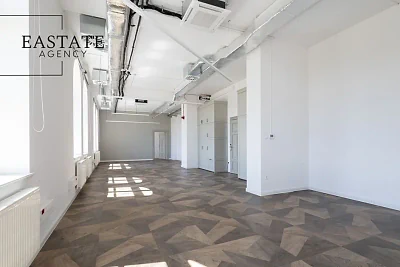 Lokal biurowy 99,2 m² w Gdańsku Młyniska, plac Porozumienia Gdańskiego - miniatura 1