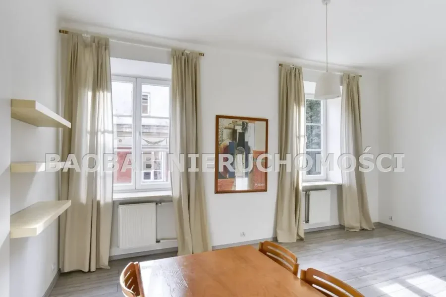 Studio 30 m² przy Freta na Starym Mieście w Warszawie - zdjęcie 1