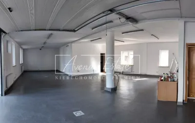 Magazyn 200 m² po remoncie – Wawer, rondo Mościckiego - miniatura 2