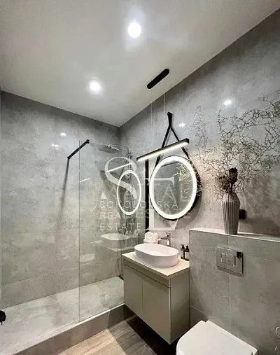 Dwupokojowy apartament 50 m² na Bliskiej Woli z garażem i klimatyzacją - miniatura 6