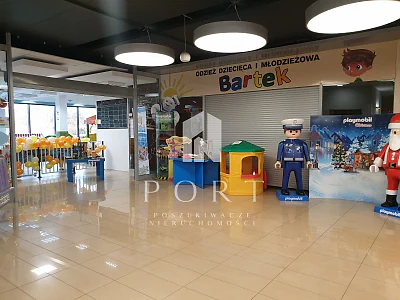 Lokal użytkowy 252 m² w centrum handlowym przy Gdańskiej w Żukowie - miniatura 2