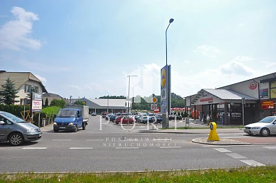 Lokal użytkowy 252 m² w centrum handlowym przy Gdańskiej w Żukowie - miniatura 3