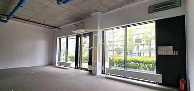 Lokal 91 m² z witryną przy ruchliwej ulicy, Młynów - miniatura 1