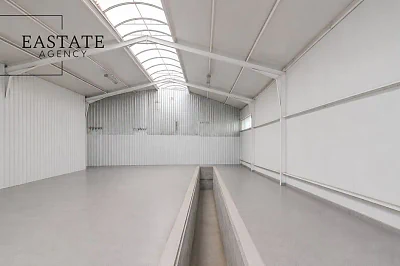 Hala 250 m² z kanałem i bramą TIR w Gościcinie, ul. Fabryczna - miniatura 3