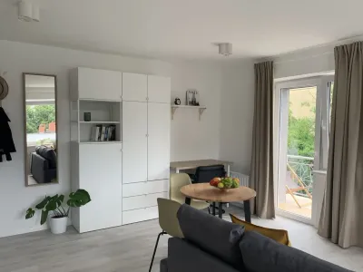 Studio z balkonem na wynajem w dolnym Redłowie, Gdynia - miniatura 8