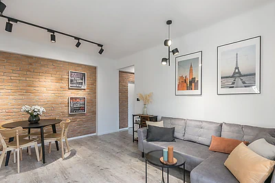 Dwupokojowy apartament 47 m² przy Placu Zbawiciela w Warszawie - miniatura 3
