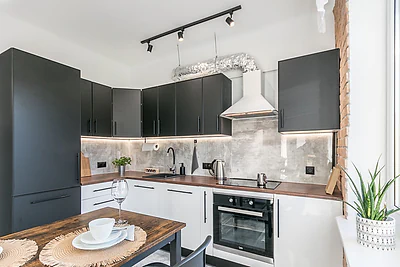 Dwupokojowy apartament 47 m² przy Placu Zbawiciela w Warszawie - miniatura 4