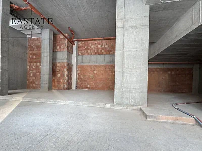 Narożna przestrzeń biurowa 165 m² z witryną, Warszawa Szamoty - miniatura 4