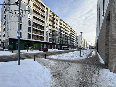Narożna przestrzeń biurowa 165 m² z witryną, Warszawa Szamoty - miniatura 1
