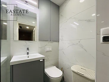 2-pokojowy apartament na Bródnie przy metrze, z balkonem i parkingiem - miniatura 7