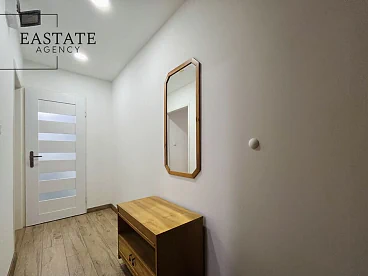 2-pokojowy apartament na Bródnie przy metrze, z balkonem i parkingiem - miniatura 9