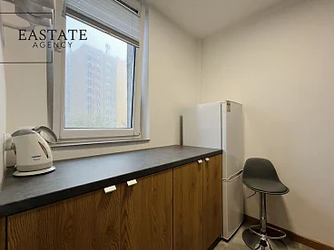 2-pokojowy apartament na Bródnie przy metrze, z balkonem i parkingiem - miniatura 4