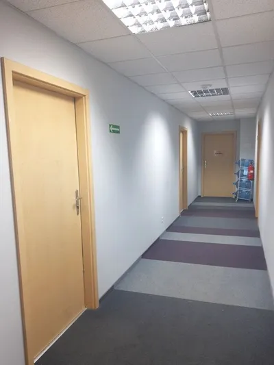 Atrakcyjne biuro do wynajęcia w prestiżowym biurowcu "Company House - 41 m² - miniatura 7