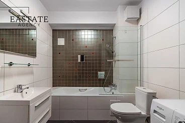 3-pokojowy apartament z garażem, 2 łazienkami i balkonem – Świetlików, Warszawa - miniatura 10