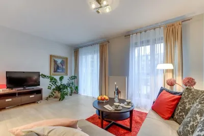 Apartament 70 m² z balkonem, ul. Szafarnia, Gdańsk Starówka - miniatura 2