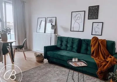2-pokojowy apartament z balkonem i garażem, Skorosze, ul. Wilczyńska - miniatura 1