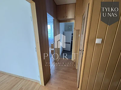 Mieszkanie 47 m² na wynajem w Gdyni Cisowej, blisko SKM - miniatura 7