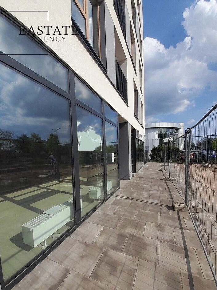 Lokal gastronomiczny 105 m² z witrynami | Warszawa Pelcowizna - zdjęcie 1