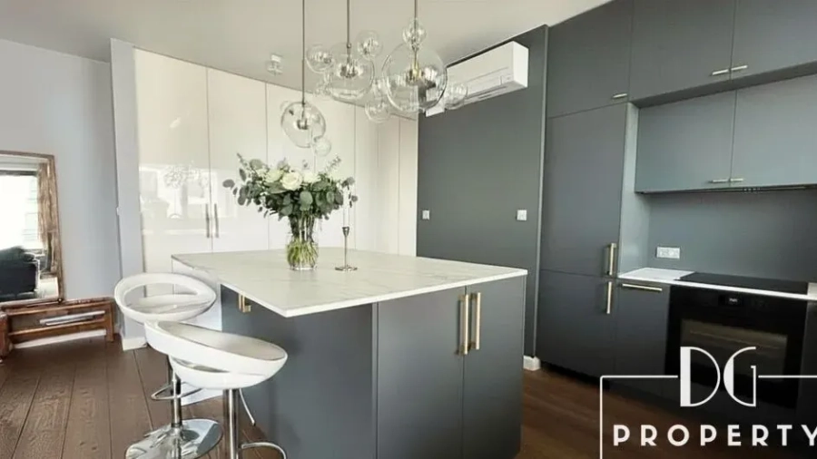 2-pokojowy apartament 60 m² z garażem i klimatyzacją, Grzybowska - zdjęcie 1
