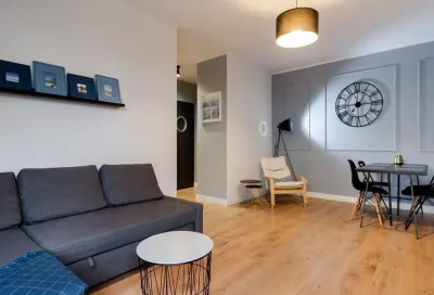 Dwupokojowy apartament z ogródkiem, 150 m od plaży – Gdańsk Nadmorze - miniatura 5