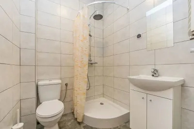 14-osobowe mieszkanie nr B9 w Przejazdowie przy ul. Sosnowej - miniatura 9