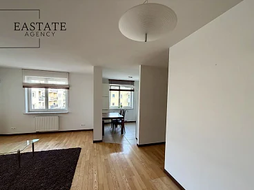 3-pokojowy apartament 71,5 m² z balkonem, garażem i internetem, Czerniaków - miniatura 3