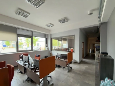 Lokal handlowo-biurowy 300 m² na parterze, Gdańsk Letnica - miniatura 7