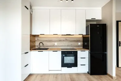 Nowe 2-pokojowe mieszkanie 43 m² z balkonem przy Hallera w Gdańsku - miniatura 4