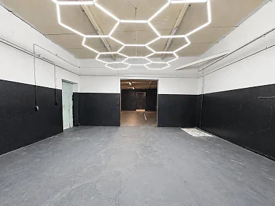 Magazyn do produkcji i lakierni 560 m² – Warszawa, Kawęczyn-Wygoda - miniatura 4