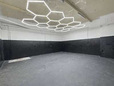 Magazyn do produkcji i lakierni 560 m² – Warszawa, Kawęczyn-Wygoda - miniatura 8
