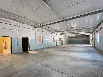 Magazyn do produkcji i lakierni 560 m² – Warszawa, Kawęczyn-Wygoda - miniatura 3
