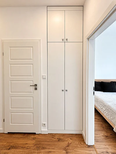 Dwupokojowe mieszkanie 40 m² z balkonem i garażem na Gocławiu, Praga-Południe - miniatura 8