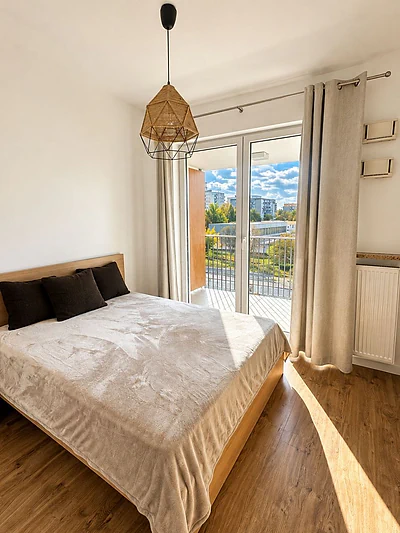 Dwupokojowe mieszkanie 40 m² z balkonem i garażem na Gocławiu, Praga-Południe - miniatura 2