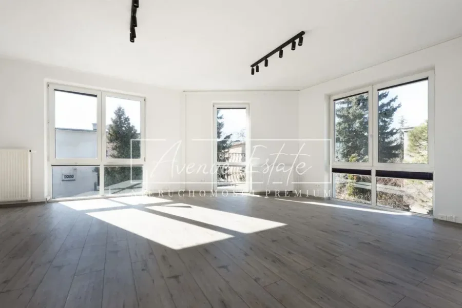Bliźniak biurowy na Saskiej Kępie, ul. Rzymska, 330 m², garaż - zdjęcie 1