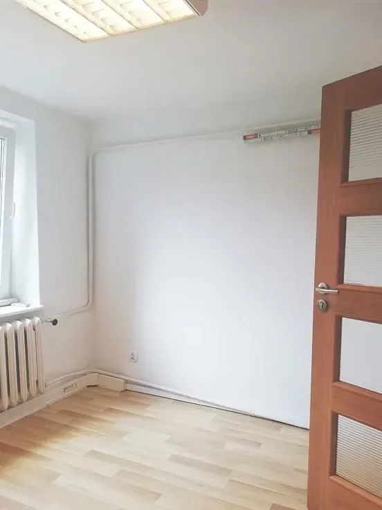 Lokal biurowy 30 m² na Przymorzu Małym, parter, VAT - zdjęcie 1