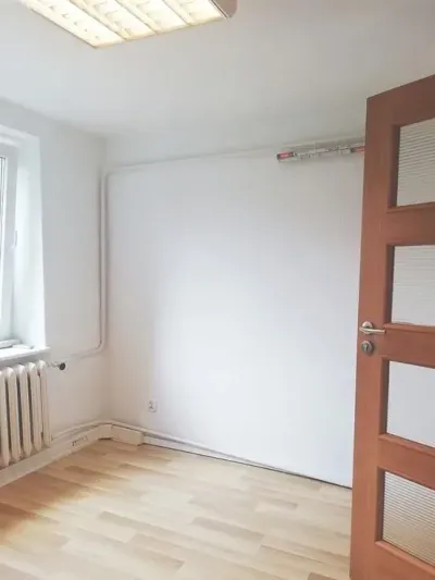 Lokal biurowy 30 m² na Przymorzu Małym, parter, VAT - miniatura 1