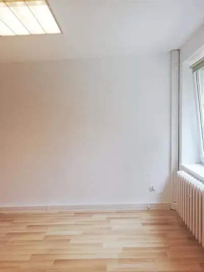 Lokal biurowy 30 m² na Przymorzu Małym, parter, VAT - miniatura 4