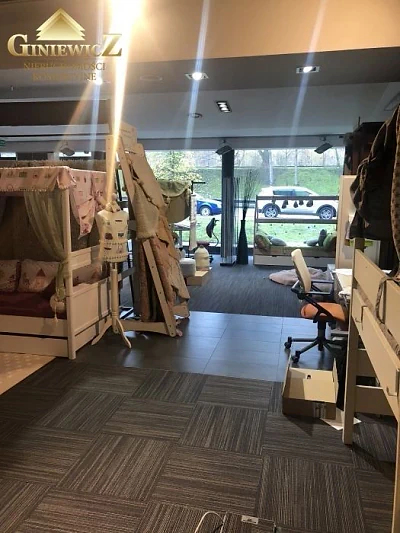 Lokal użytkowy 160 m² do wynajęcia – Gdynia Chylonia, ul. Morska - miniatura 4