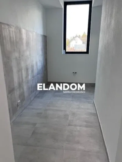 Hala magazynowa 256 m² z parkingiem przy głównej drodze – Dębe Wielkie - miniatura 9