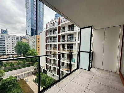 2-pokojowy apartament przy Chmielnej z tarasem, parkingiem i widokiem na PKiN - miniatura 9