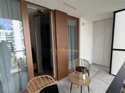 2-pokojowy apartament przy Chmielnej z tarasem, parkingiem i widokiem na PKiN - miniatura 10