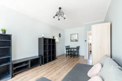 Pokój dwuosobowy ul. Piastowska 104D, Gdańsk - miniatura 2
