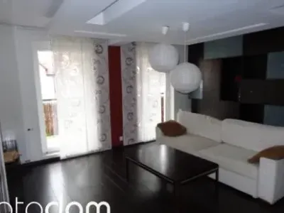 3-pokojowe mieszkanie 82 m² z jadalnią, Gdynia, ul. Starodworcowa 23B - miniatura 2