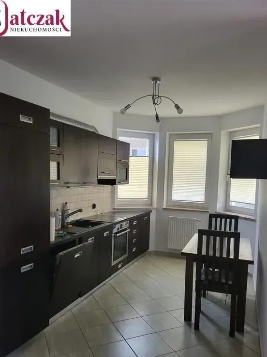 Trzypokojowy apartament 71 m² z balkonami i parkingiem – Gdańsk Matarnia - zdjęcie 1